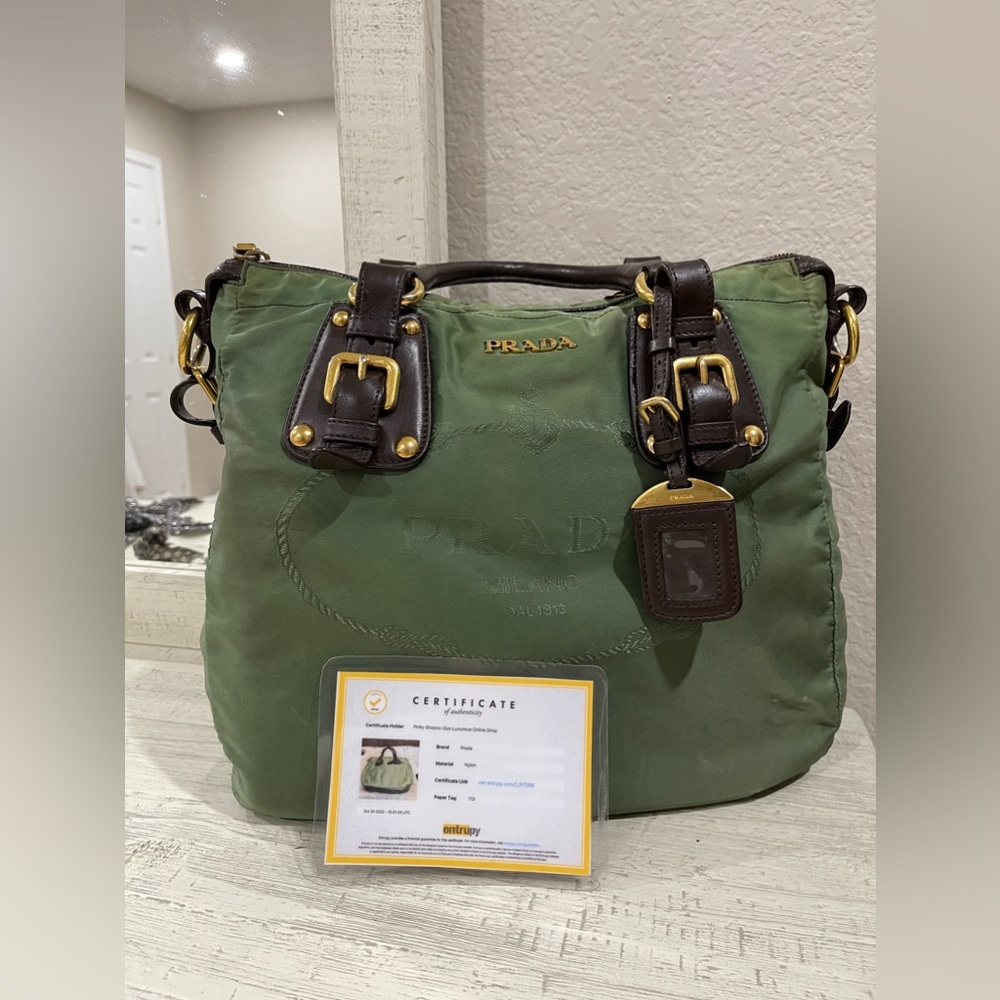 PRADA Authentic Crossbody Bag (Handbag) - Picture 5 of 16